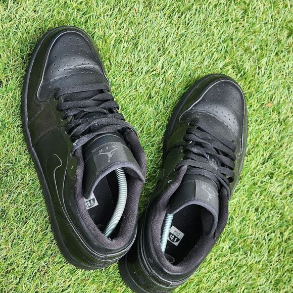 NIKE AIR JORDAN 1 - Mens Sneaker - SIZE 10.5 - Picture 7 of 11